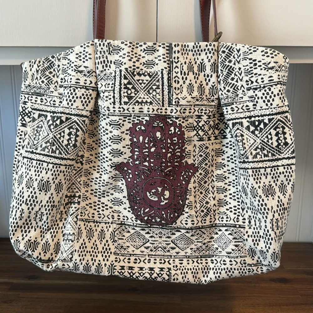 Lucky Brand Cream and Black Patterned Tote with Maroon Hamsa